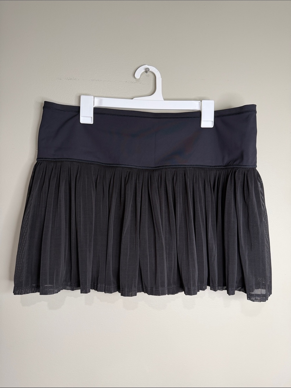 Athleta A-Game Mesh Skort 13.5” Black